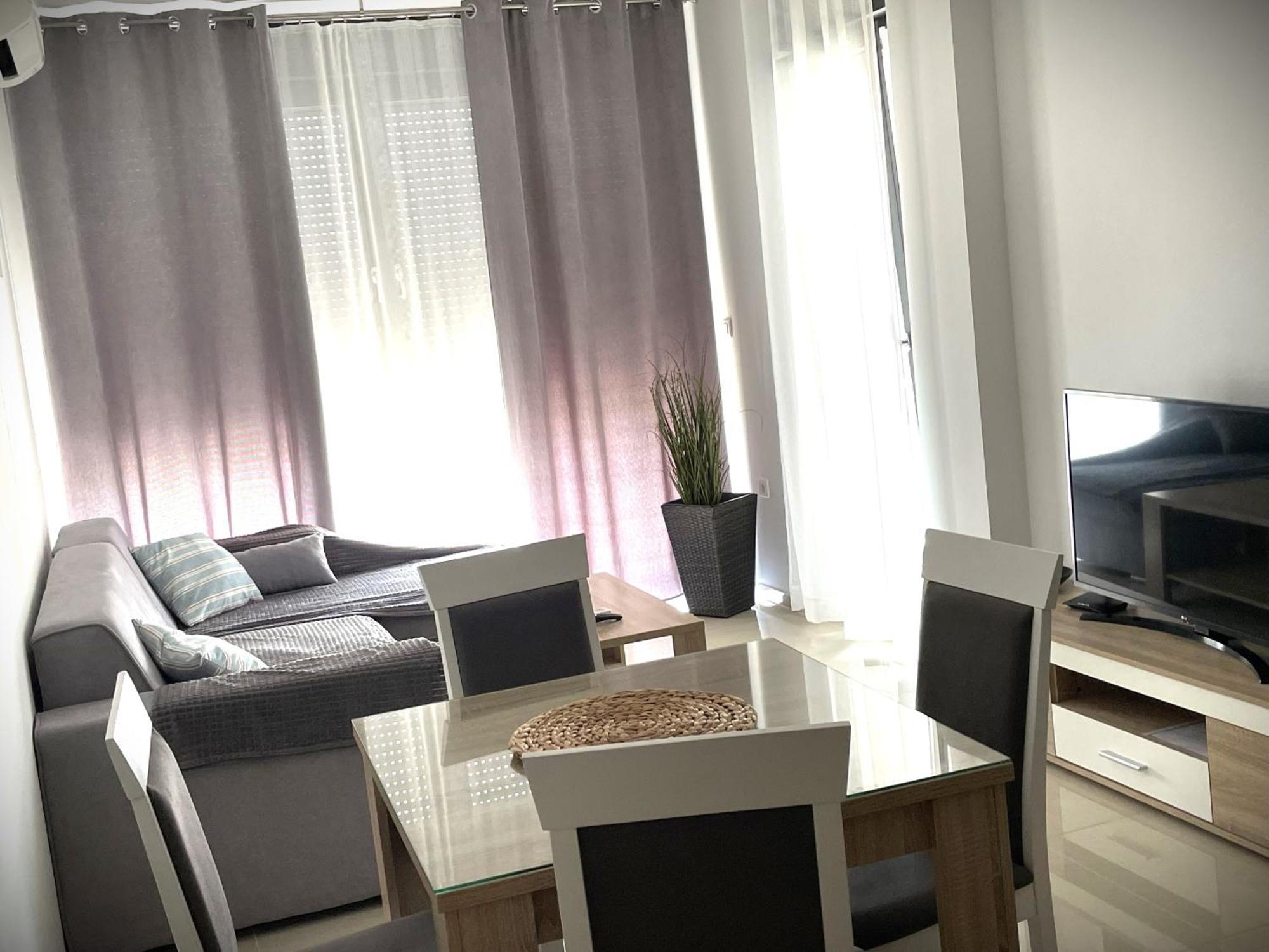 PUY Giovanna Apartment With Terrace And Free Parking מראה חיצוני תמונה